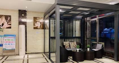 Manjun Holiday Hotel