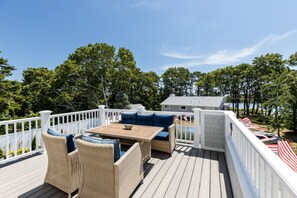 Outdoor dining - Popponesset, Exclusive, 3-Bdrm, 4-Bths, Sleeps 6, pool, hot tub, firepit, A/C (Mashpee)