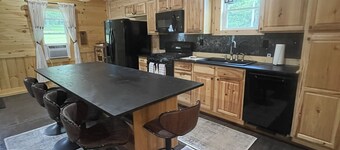 Relaxing Cottage near Black Moshannon and Penn State