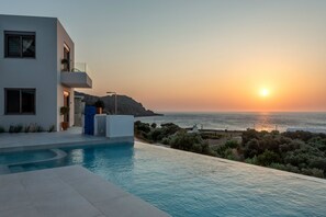 An infinity pool