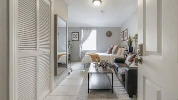 1 bedroom, iron/ironing board, WiFi, bed sheets