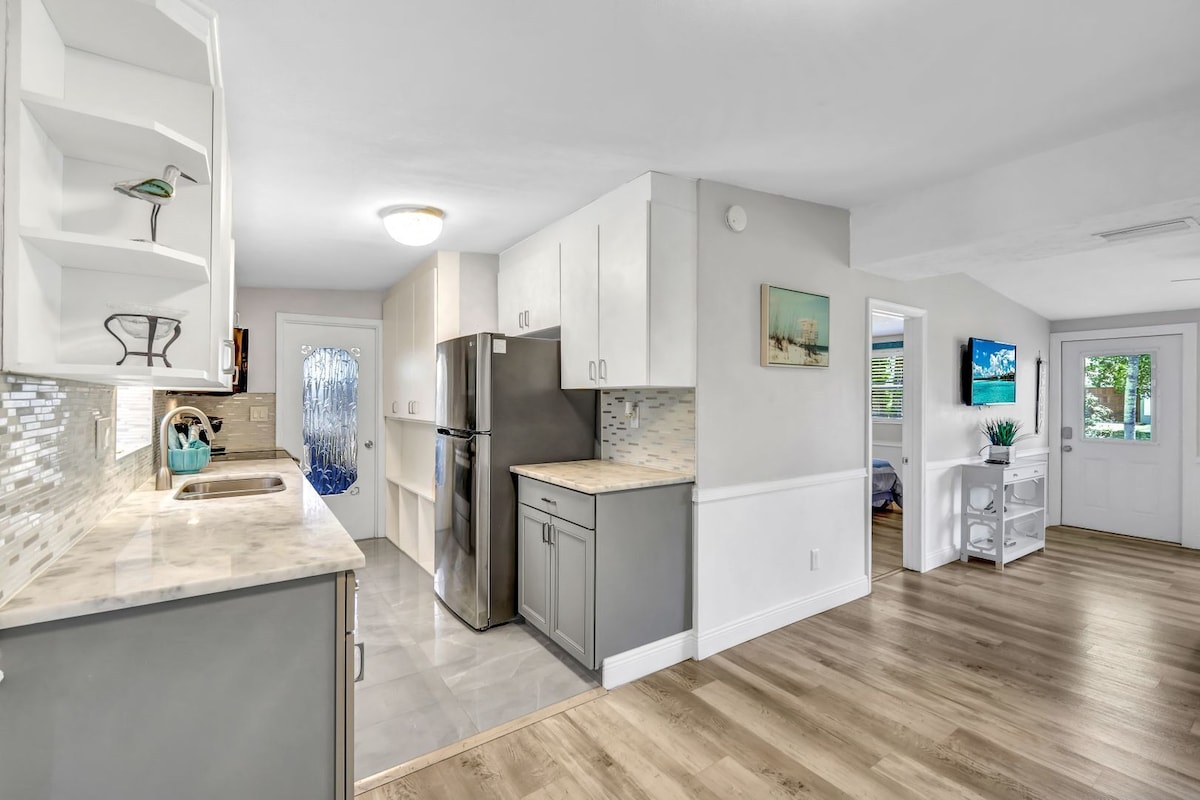 Photo 9 of Modern 3 BR/2 Bath home minutes from beach & downtown 5th Ave Naples!