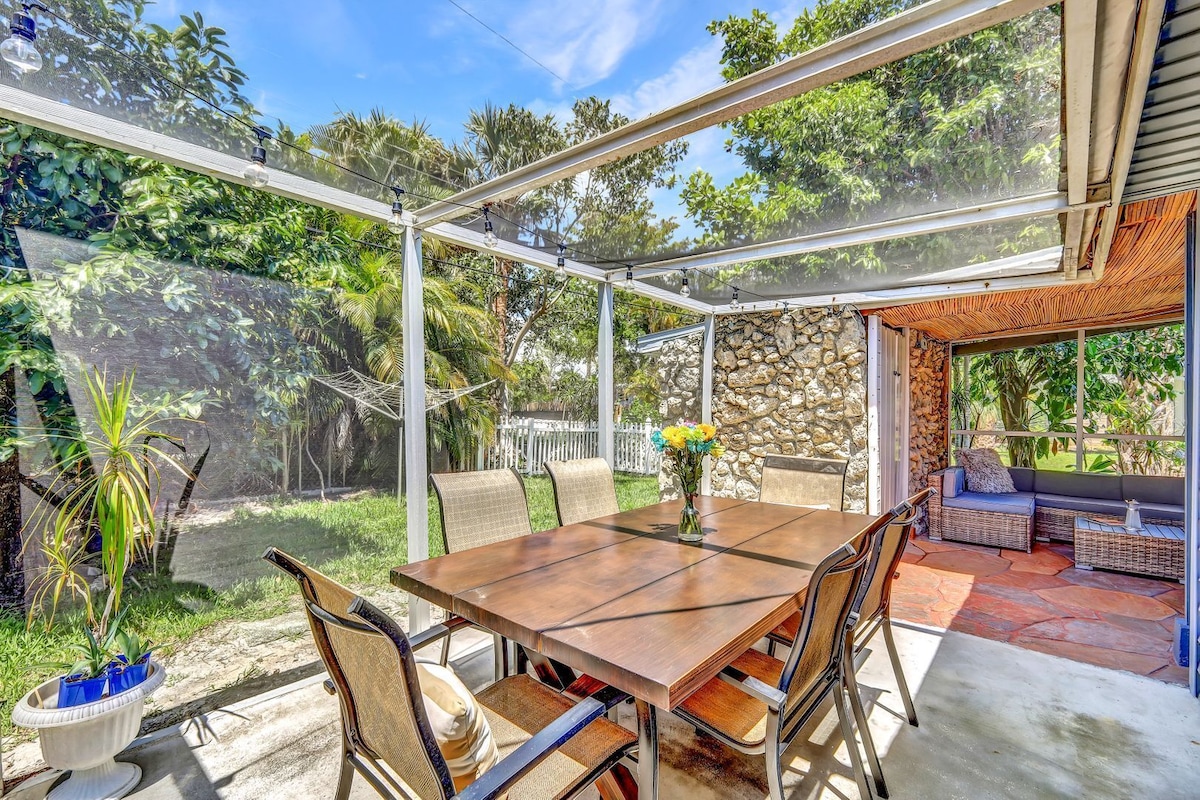 Photo 14 of Modern 3 BR/2 Bath home minutes from beach & downtown 5th Ave Naples!