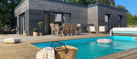 Piscina externa, piscina aquecida