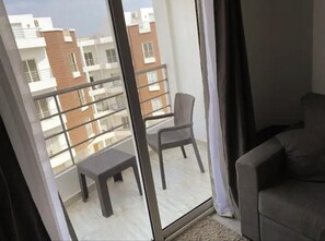 Apartment, Multiple Beds