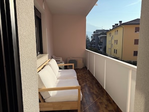 Property grounds - Large Apartment with 3 Bedrooms (Riva del Garda)