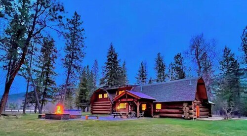 2 bedroom cabin in clinton