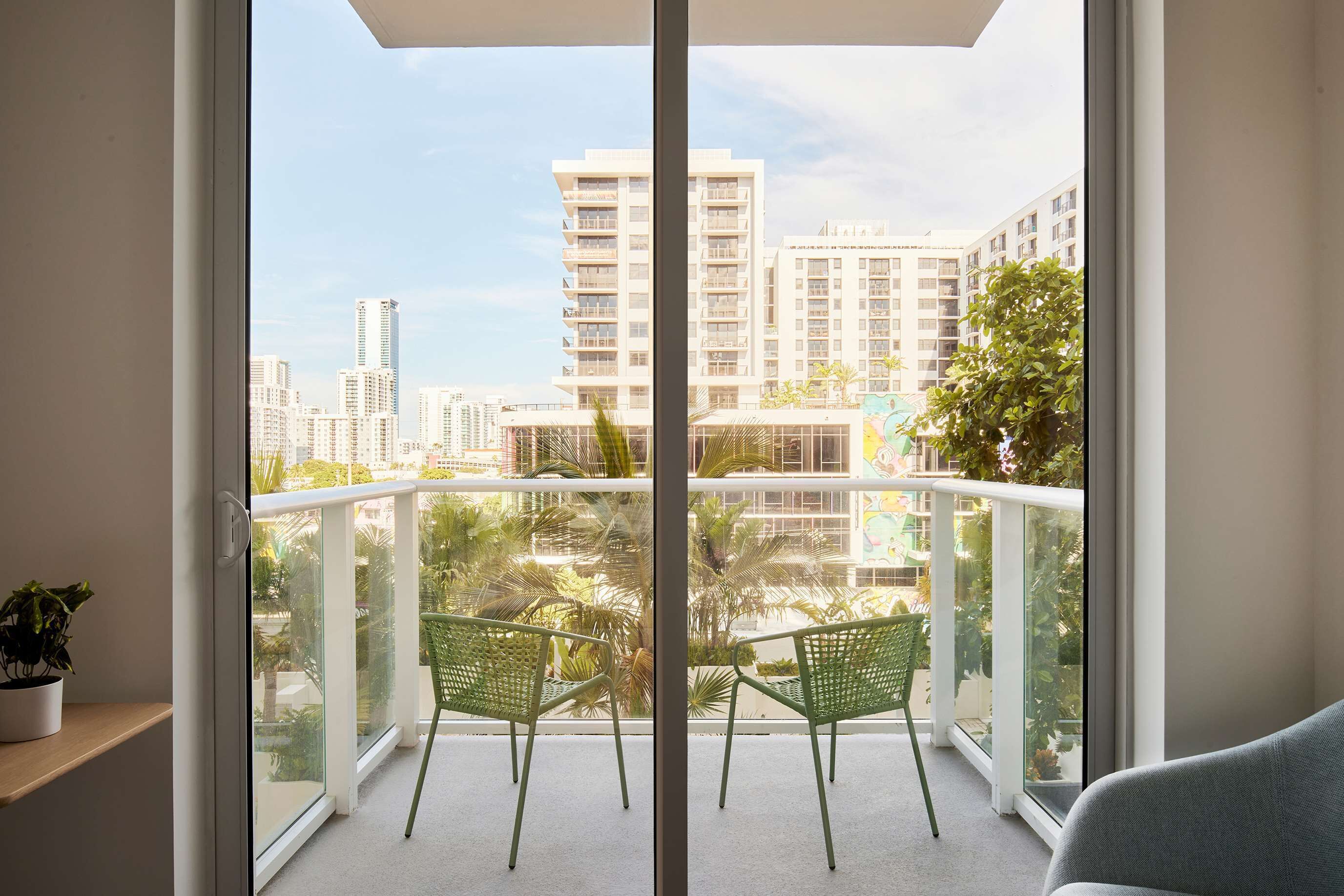 Room, 1 King Bed, Balcony | Minibar, in-room safe, soundproofing, free WiFi