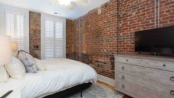 Desk, iron/ironing board, travel crib, WiFi