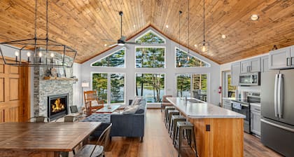 Up North- Brand New- Lake Front House- 4 bedrooms, 3 baths