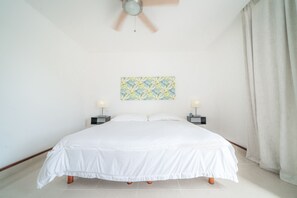 Deluxe Villa | 2 bedrooms, in-room safe, free WiFi, bed sheets