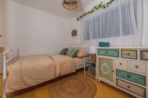 3 室のベッドルーム、WiFi