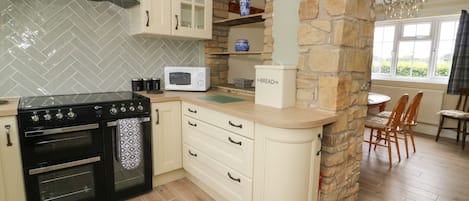 Fridge, dishwasher, electric kettle, toaster