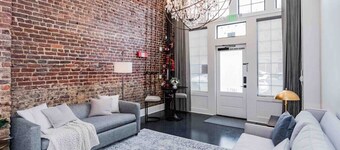 Fabulous Loft w/ King Suite Great Location!