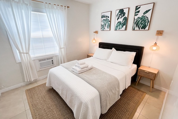 1 soverom, strykejern/-brett, reiseseng for barn og wi-fi (inkludert)