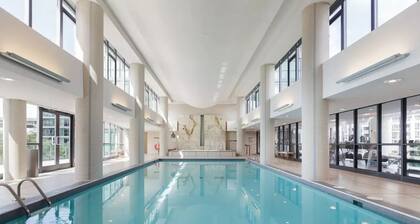 Elegant Downtown Oasis with City and Lake Views Plus Parking