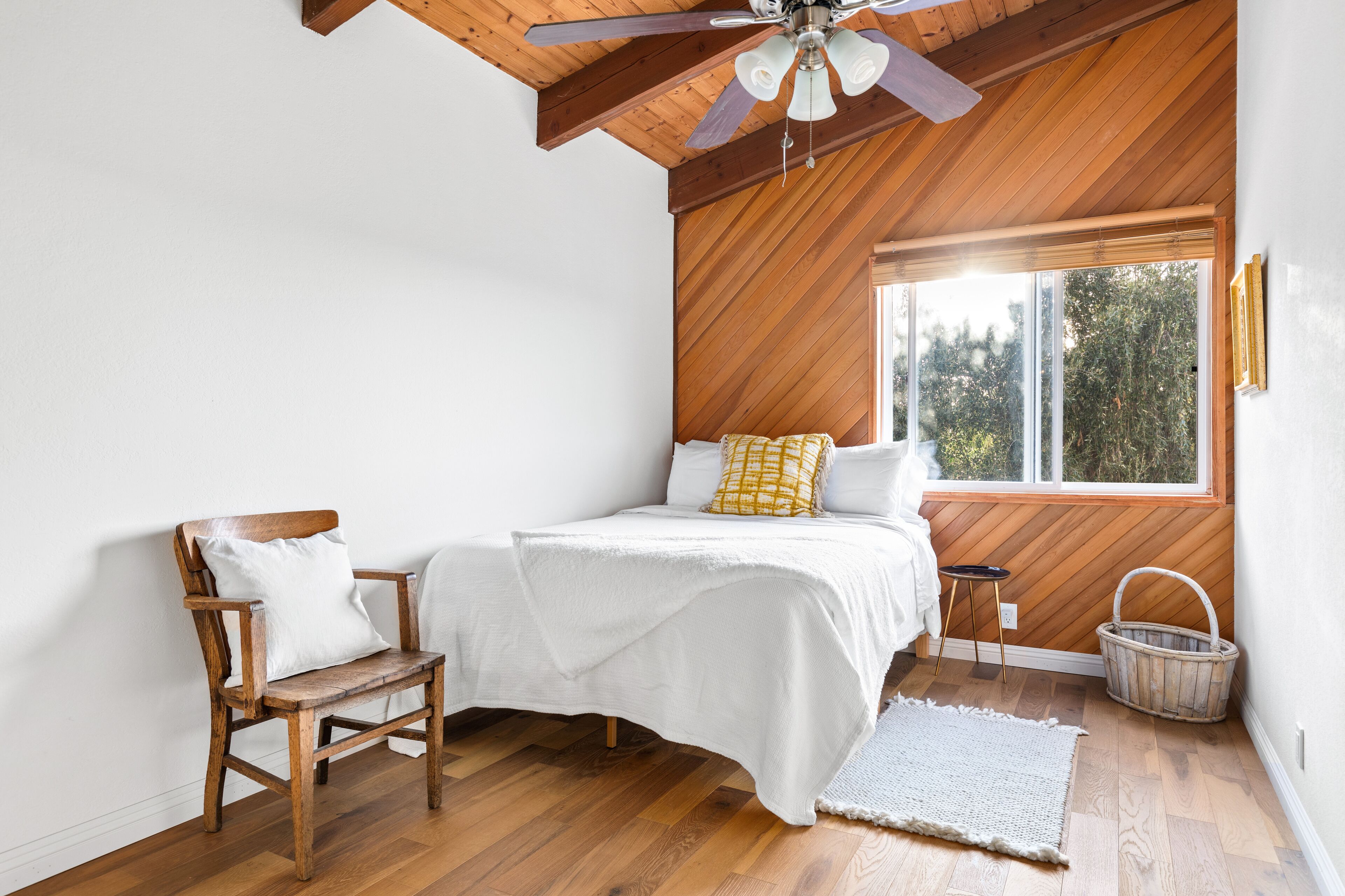 3 間睡房、熨斗/熨衫板、可攜式嬰兒床、免費 Wi-Fi