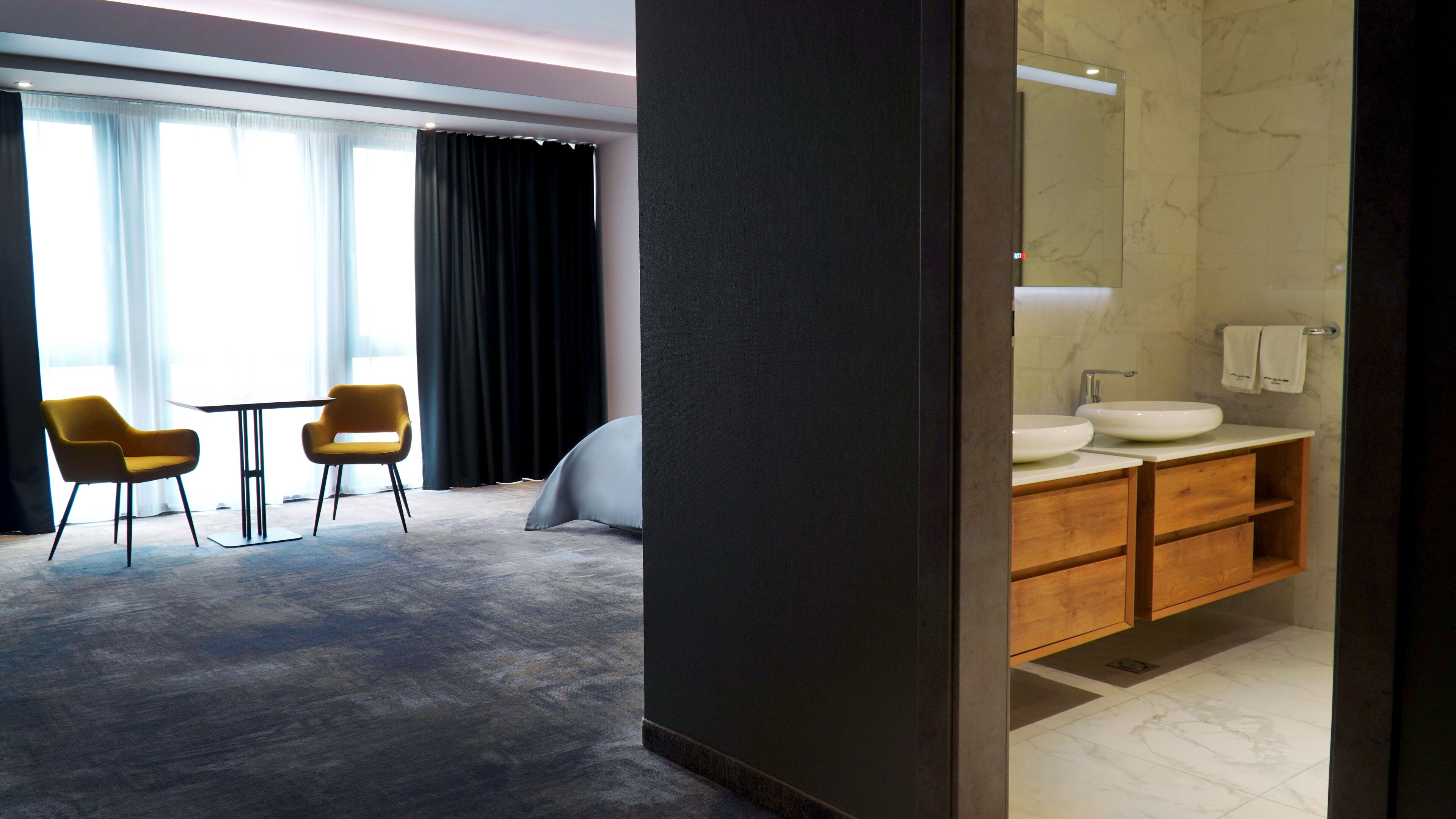 Foto - Aniroc Signature Hotel