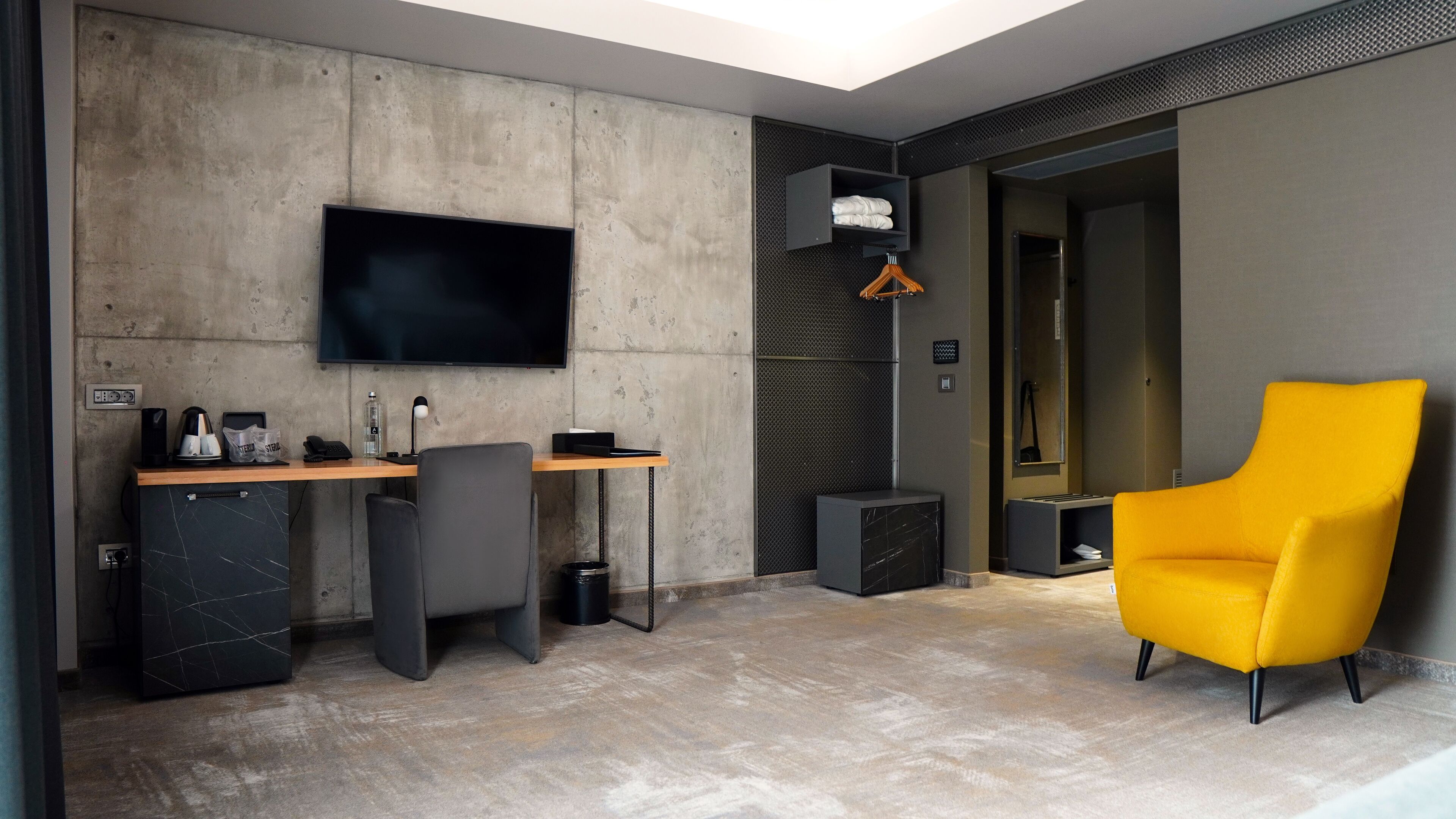 Photo - Aniroc Signature Hotel