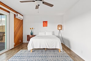 2 bedrooms, iron/ironing board, travel crib, free WiFi