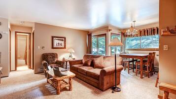 Condo (1 Bedroom Condo in Keystone - West Ke) | Extérieur