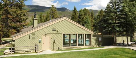 公寓式客房 (1 Bedroom Condo in Keystone - West Ke) | 外观