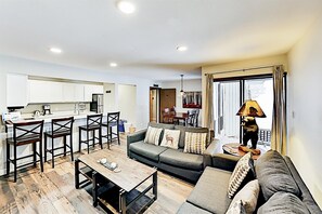 Condo (3 Bedroom Condo in Keystone - West Ke) | Exterior