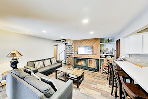 Condo (3 Bedroom Condo in Keystone - West Ke) | Exterior