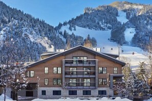 Studio (W Hotel Aspen - Hotel Room with 2 Que) | Exterior