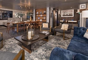 开间 (Vail Village Hotel Room with 2 Queens) | 外观