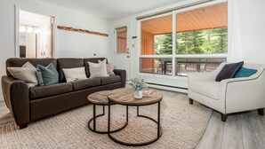 Living area - Fully RENOVATED Studio | Ski In/Ski Out: Closest Condo to Lift | Pool & Hot Tubs (Panorama)
