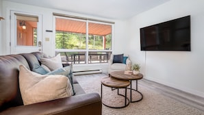 Living area - Fully RENOVATED Studio | Ski In/Ski Out: Closest Condo to Lift | Pool & Hot Tubs (Panorama)
