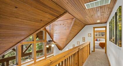 Comfy Cabin w 4 Primary Suites > 4 min to SDC < Lake > Golf < Pools >