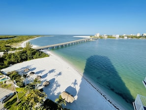 View from room - Lovers Club Beach Club (Fort Myers Beach)