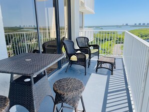 Premier Condo, 1 King Bed with Sofa bed | Terrace/patio - Lovers Club Beach Club (Fort Myers Beach)