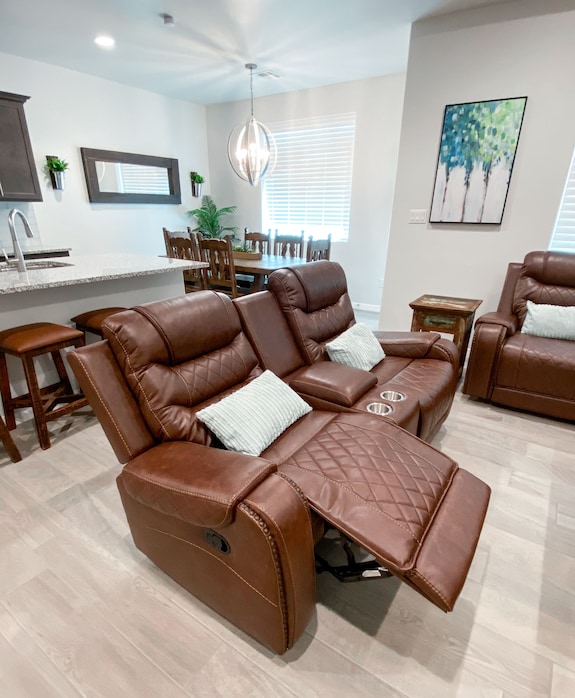 ⭐️Enjoy Las Cruces At This Colorful Rustic Home 3br - 라스크루시스