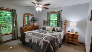 2 Schlafzimmer, Bügeleisen/Bügelbrett, kostenloses WLAN, Bettwäsche