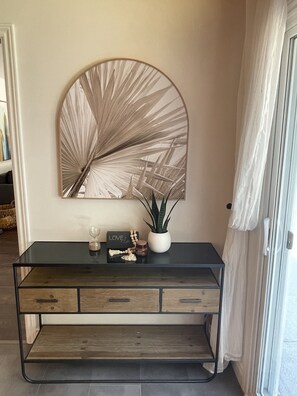 Interior - Llama Llama Cozy Cottage (Picton)