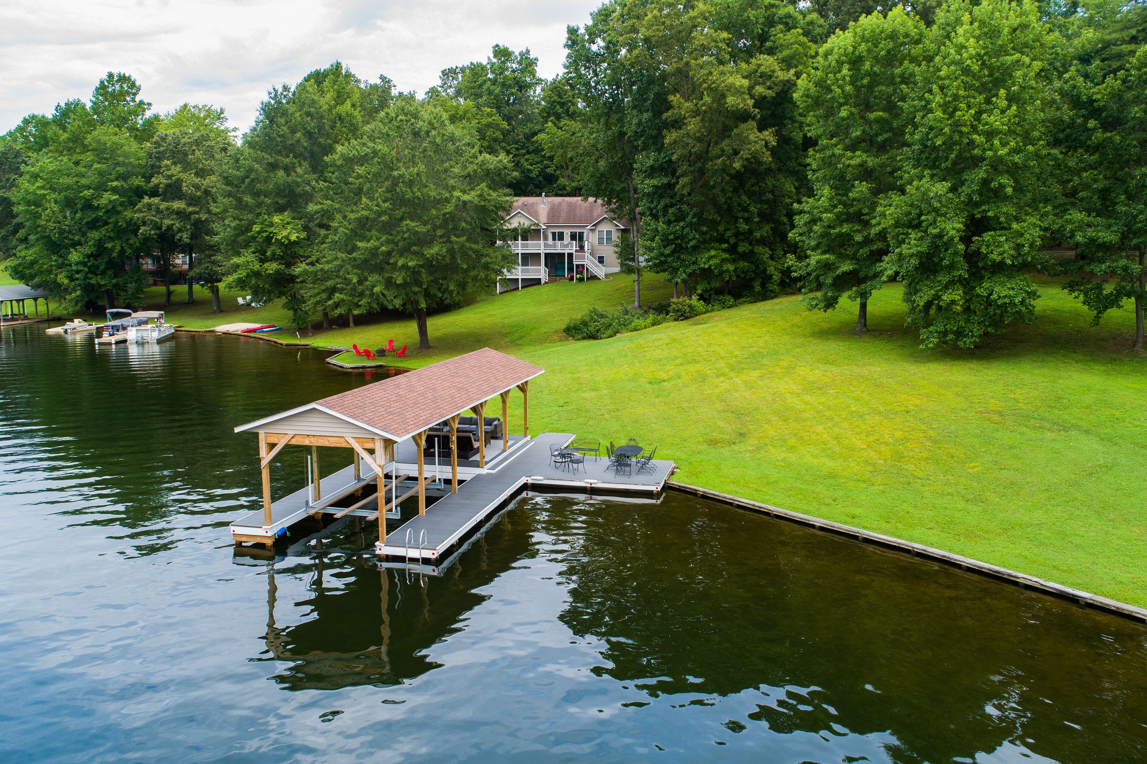 Lakefront home with private dock, hot tub, kayaks, canoe & game room