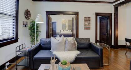 PB 2 · 1900`s Historic Getaway - Prime Midtown Location!