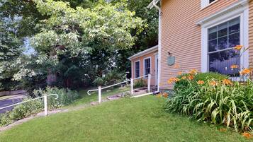 Enceinte de lâhĂ©bergement