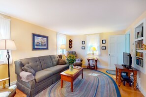 Een televisie, een dvd-speler en een stereo