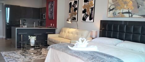 1 bedroom, desk, iron/ironing board, free WiFi