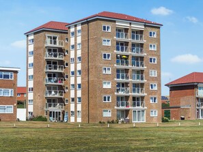 Exterior - 2 bedroom accommodation in Bexhill On Sea (Bexhill On Sea)