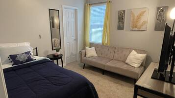 4 Schlafzimmer, Bügeleisen/Bügelbrett, kostenloses WLAN, Bettwäsche