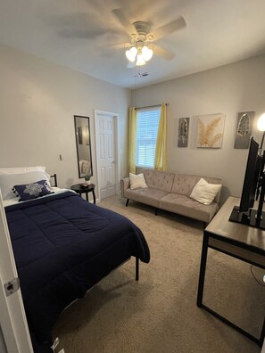 4 Schlafzimmer, Bügeleisen/Bügelbrett, kostenloses WLAN, Bettwäsche