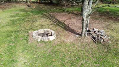 Dream Ridge Lodge - Spacious, Private and Centrally Located