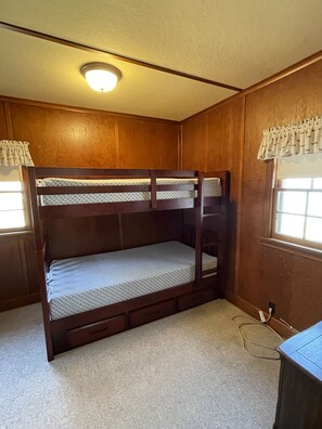 3 habitaciones, wifi gratis y ropa de cama