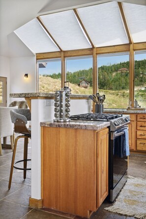 Fridge, microwave, oven, stovetop - Mountain Home: Hot Tub, Views, Chef's Kitchen, Pet-Friendly. Unforgettable Stay! (Granby)