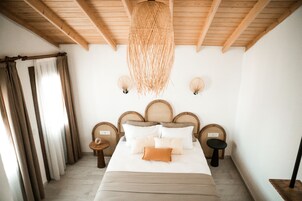 Standard Double Room | Premium bedding, minibar, in-room safe, individually furnished